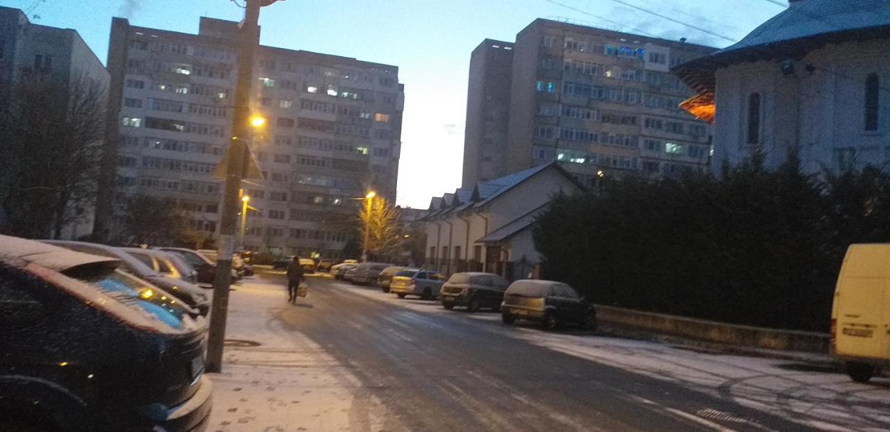 Garsoniera Apartment Buzău Exterior foto