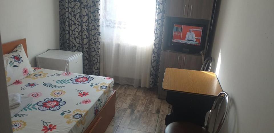 Garsoniera Apartment Buzău Exterior foto